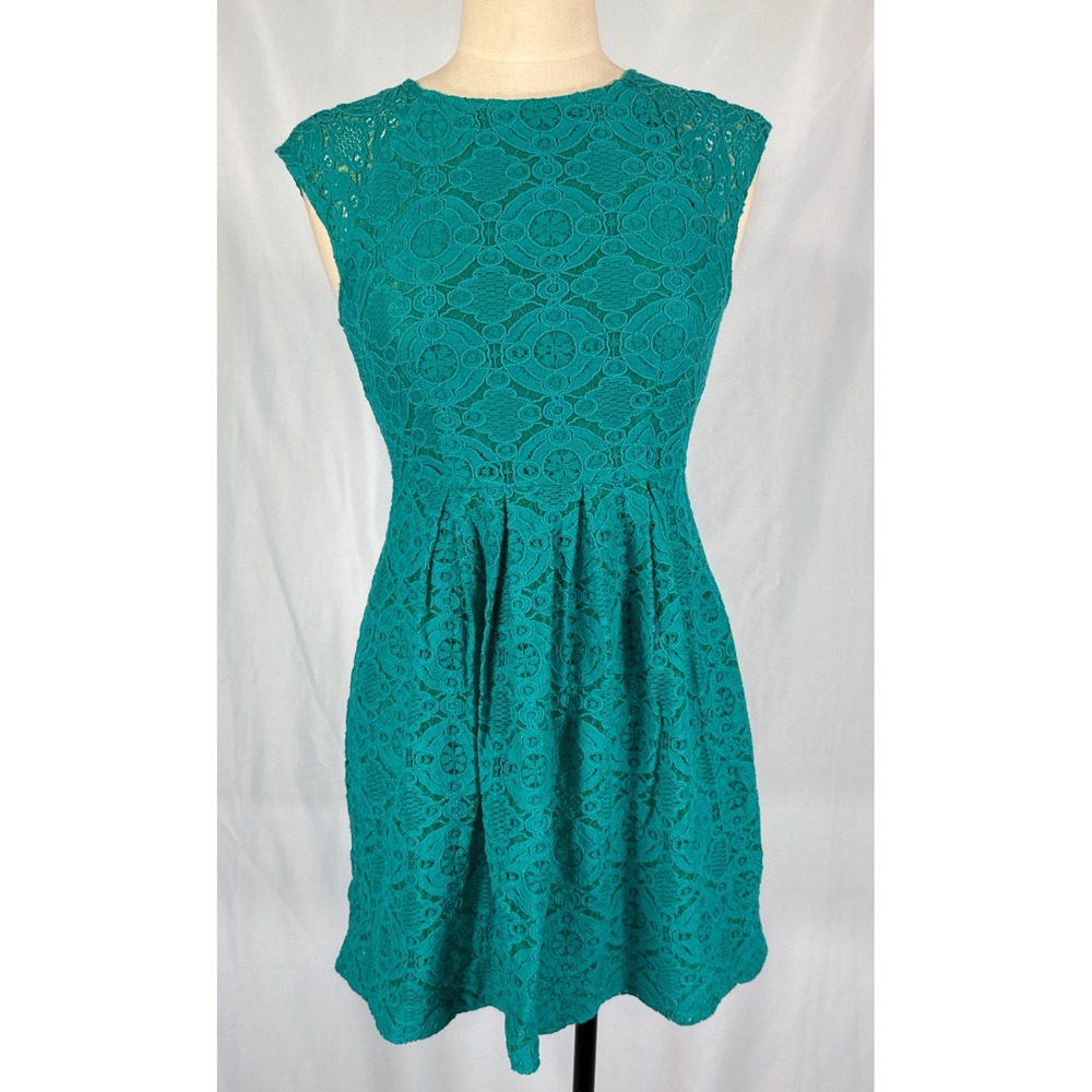 Forever 21 Contemporary Teal Green Floral Lace Fit and Flare Mini Dress Small